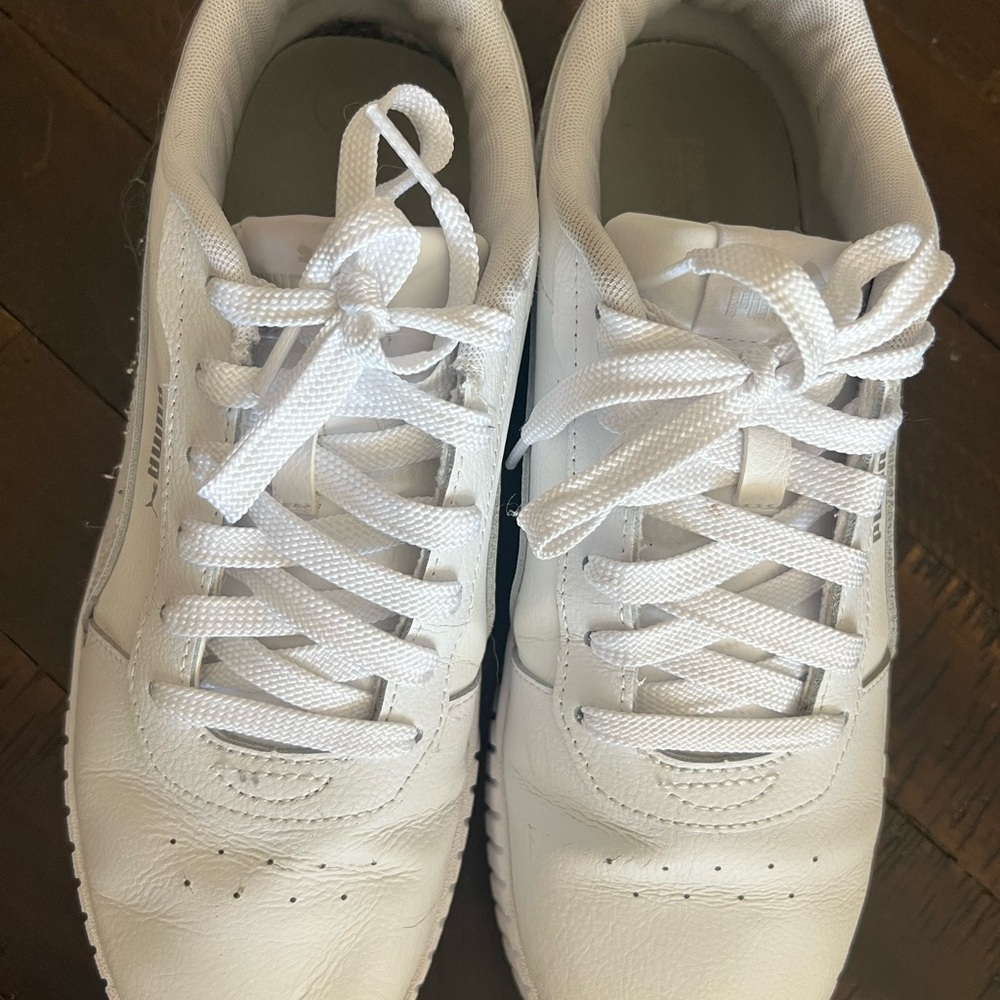 Gently worn Puma Carina Sneakers